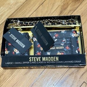 NEW‎ Steve Madden Black and Red Floral Card Holder Set